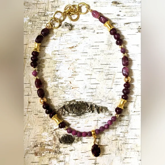 Natural Red Ruby Bead & Pendant With Red Jade Necklace In Gold Plated